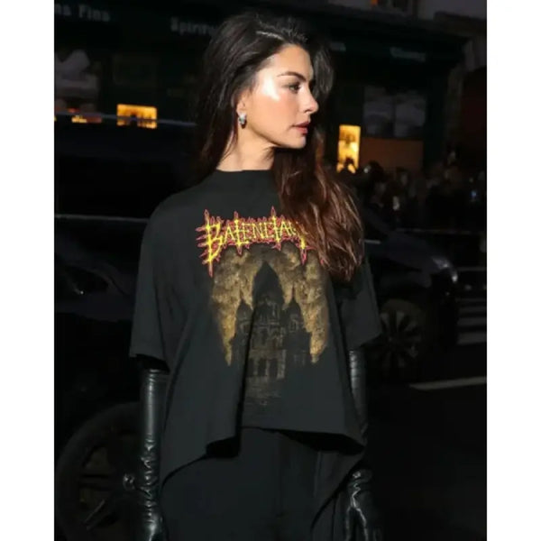 Paris Fashion Week 2025 Anne Hathaway Black T-Shirt