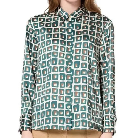 Leanne S01 Kristen Johnston Geometric Shirt