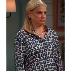 Leanne S01 Kristen Johnston Geometric Shirt
