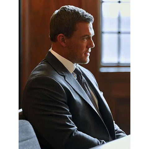 Reacher S01 Alan Ritchson Suit