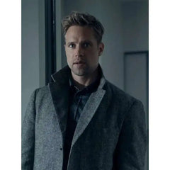 David O’Donnell Reacher S02 Grey Coat