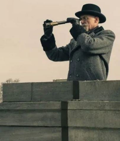 The Umbrella Academy S02 Colm Feore Trench Coat