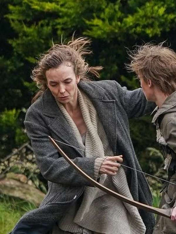 Jodie Comer 28 Years Later 2025 Grey Coat
