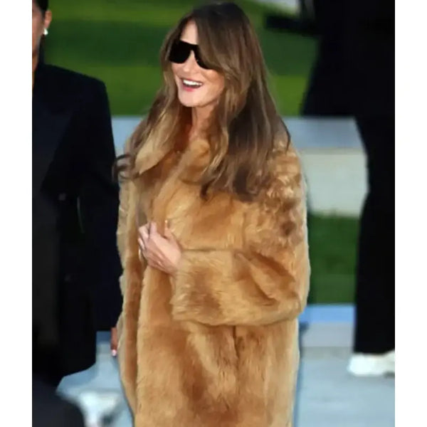 PFW Photocall Carla Bruni Brown Fur Coat