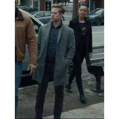 David O’Donnell Reacher S02 Grey Coat