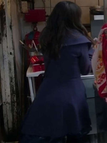 Lacey Chabert Hot Frosty 2024 Blue Coat