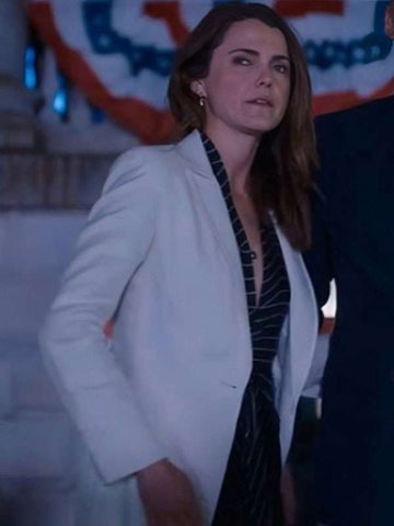 Kate Wyler The Diplomat S02 White Coat