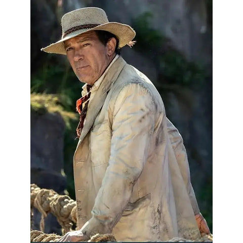 Paddington in Peru 2025 Antonio Banderas Blazer