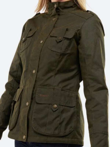 Ellen The Night Agent S01 Green Jacket