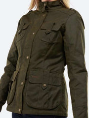 Ellen The Night Agent S01 Green Jacket