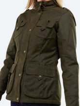 Ellen The Night Agent S01 Green Jacket