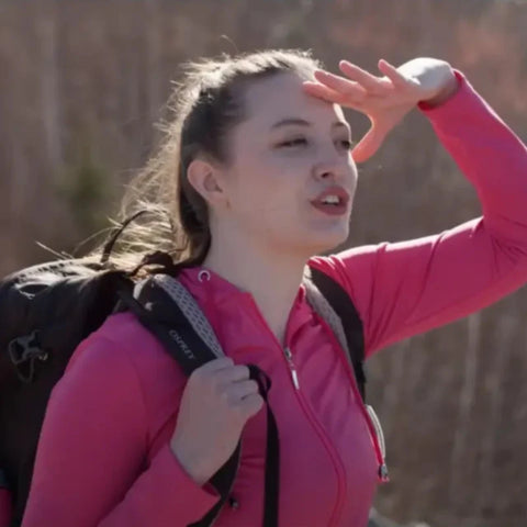 Victoria Mirrer Round the Decay 2025 Pink Hooded Jacket