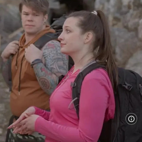 Victoria Mirrer Round the Decay 2025 Pink Hooded Jacket