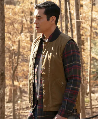 Will Trent S03 Ramón Rodríguez Vest