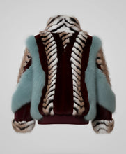 Will Trent S04 Fur Coat
