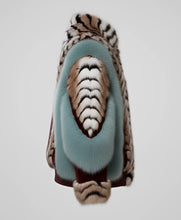 Will Trent S04 Fur Coat