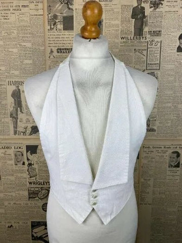 You S04 Niccy Lin White Vest