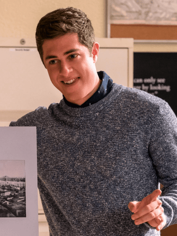 Never Have I Ever S03 Ben Gross Grey Sweater
